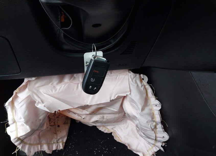 Photo 11 of 2016 Jeep Cherokee LIMITED (VIN 1C4PJMDS4GW152448)