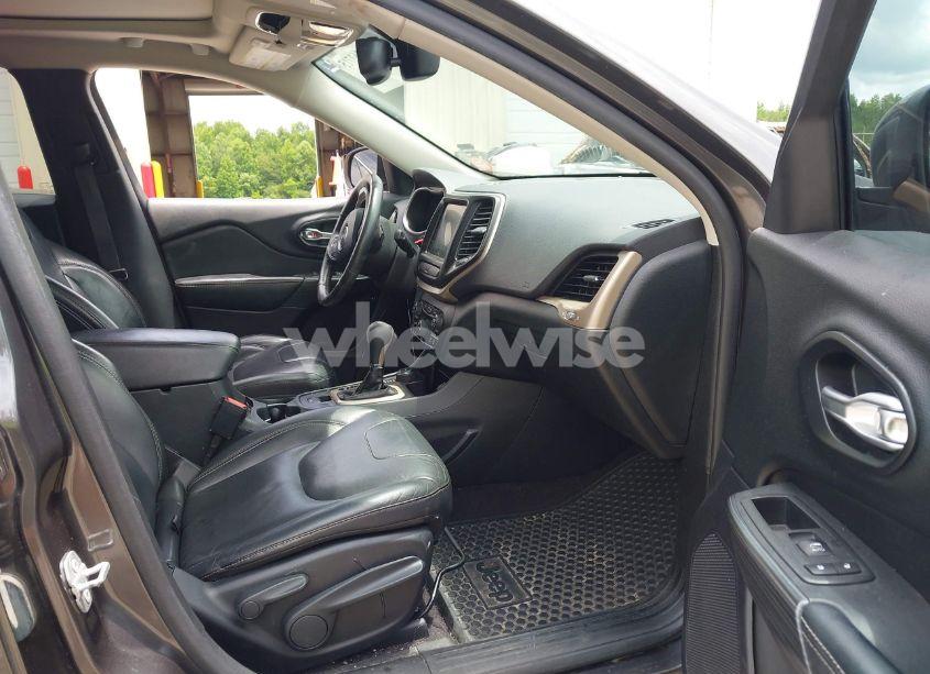 Photo 5 of 2016 Jeep Cherokee LIMITED (VIN 1C4PJMDS4GW220053)