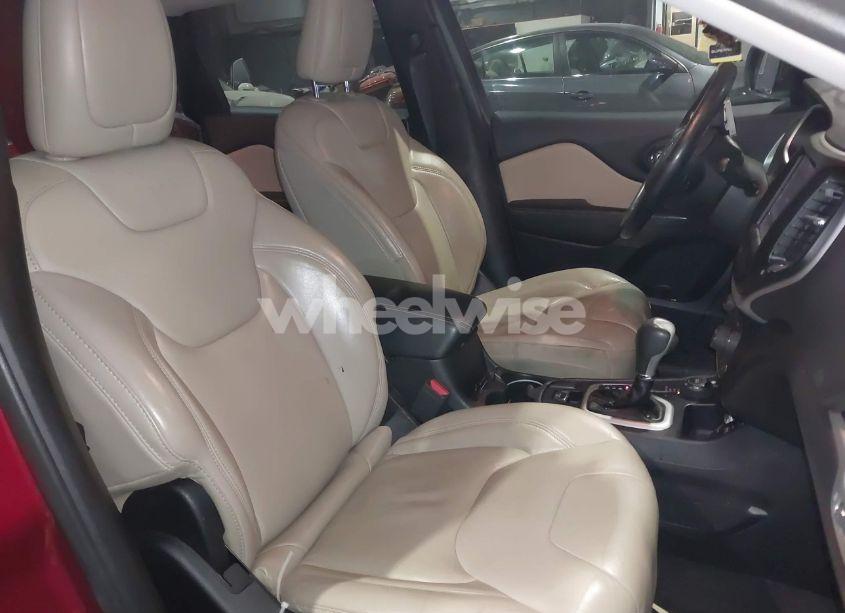 Photo 8 of 2017 Jeep Cherokee LIMITED 4X4 (VIN 1C4PJMDS4HW510763)