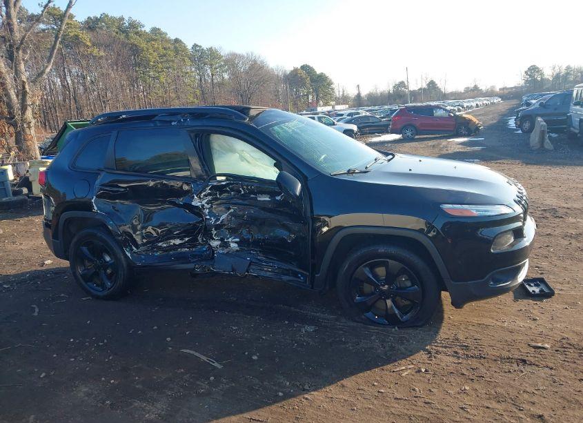 Photo 12 of 2017 Jeep Cherokee HIGH ALTITUDE 4X4 (VIN 1C4PJMDS4HW625038)