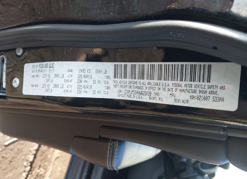 Photo 9 of 2017 Jeep Cherokee HIGH ALTITUDE 4X4 (VIN 1C4PJMDS4HW625038)