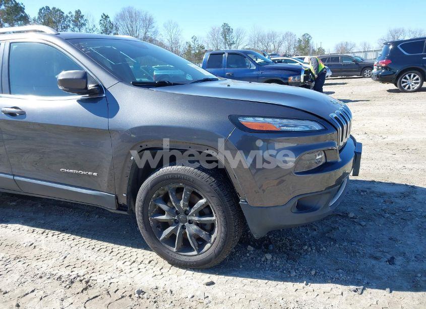 Photo 17 of 2015 Jeep Cherokee LIMITED (VIN 1C4PJMDS5FW511580)