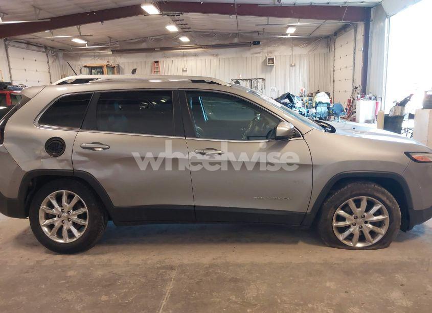 Photo 13 of 2015 Jeep Cherokee LIMITED (VIN 1C4PJMDS5FW598560)