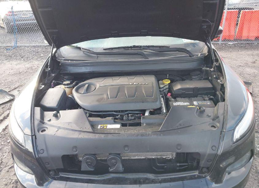 Photo 10 of 2015 Jeep Cherokee LIMITED (VIN 1C4PJMDS5FW692809)