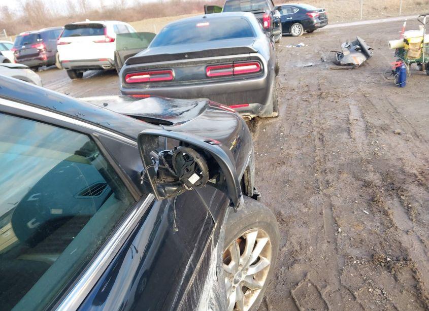 Photo 18 of 2015 Jeep Cherokee LIMITED (VIN 1C4PJMDS5FW692809)