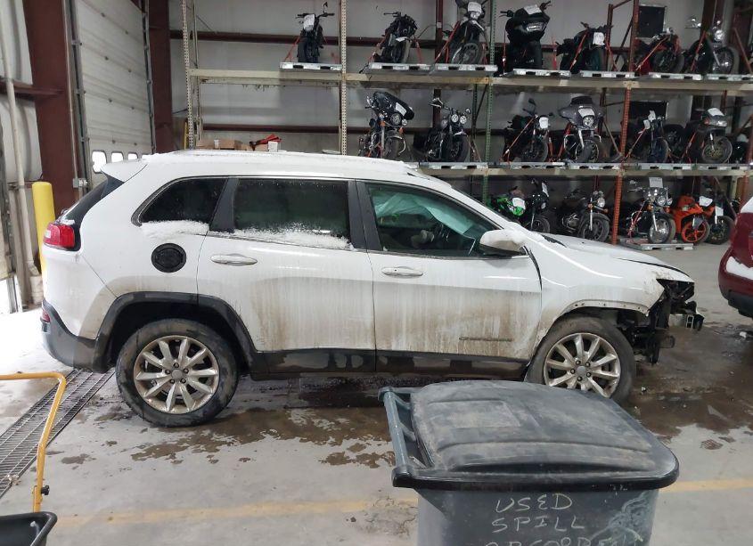 Photo 14 of 2015 Jeep Cherokee LIMITED (VIN 1C4PJMDS6FW510373)