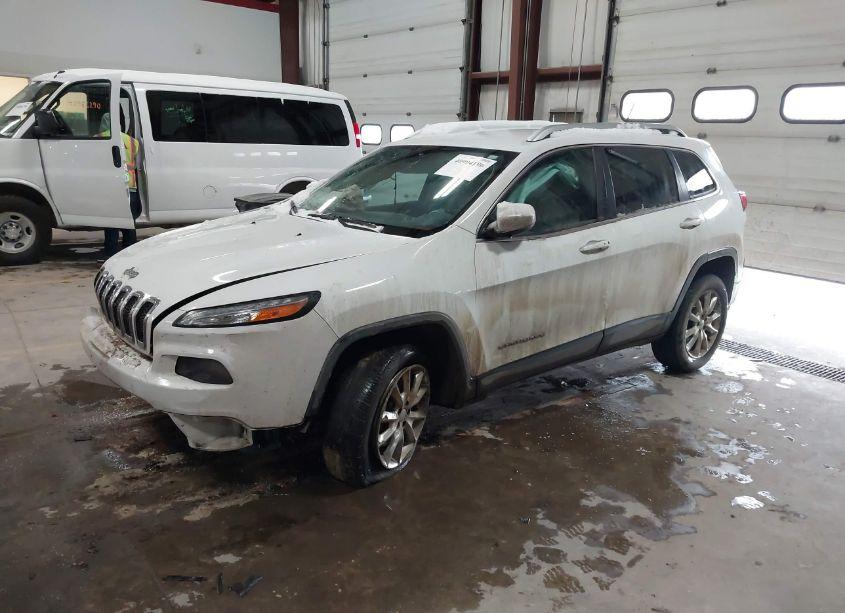 Photo 2 of 2015 Jeep Cherokee LIMITED (VIN 1C4PJMDS6FW510373)