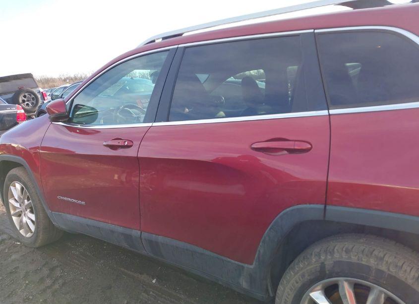 Photo 14 of 2015 Jeep Cherokee LIMITED (VIN 1C4PJMDS6FW609615)