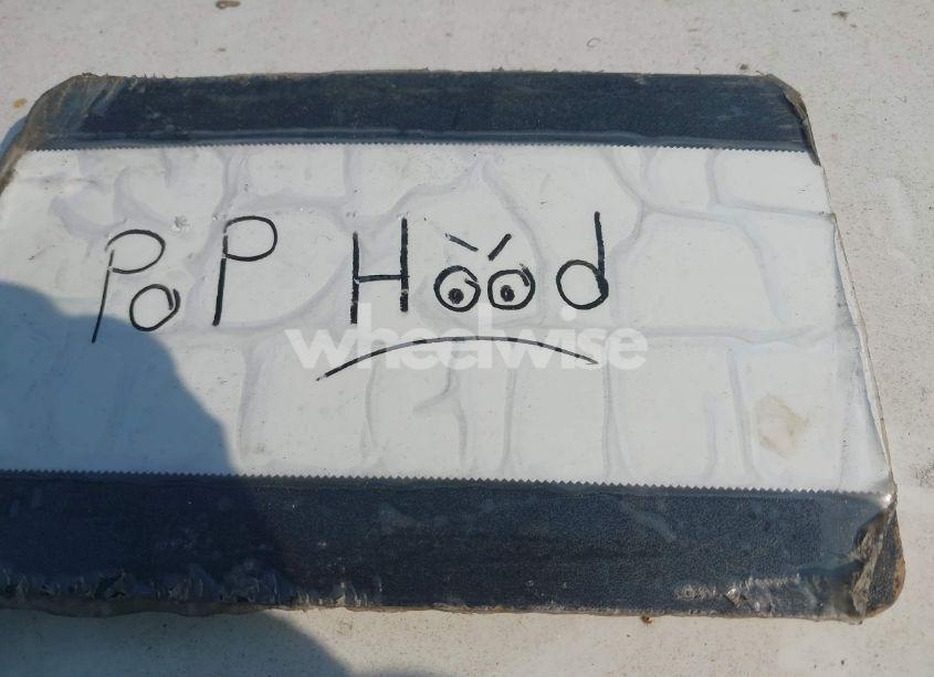 Photo 10 of 2015 Jeep Cherokee LIMITED (VIN 1C4PJMDS6FW680412)