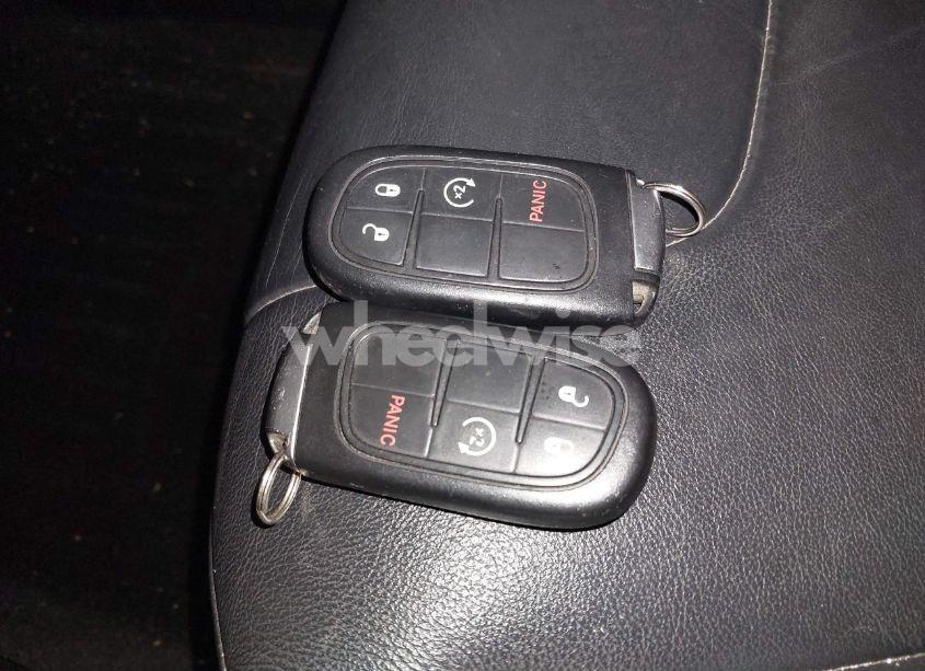 Photo 11 of 2015 Jeep Cherokee LIMITED (VIN 1C4PJMDS6FW752161)