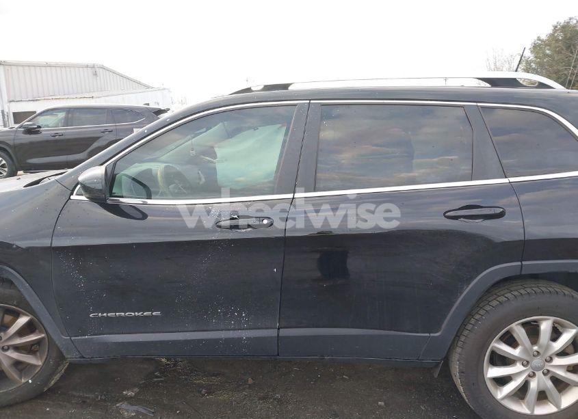 Photo 14 of 2017 Jeep Cherokee LIMITED 4X4 (VIN 1C4PJMDS6HW582841)