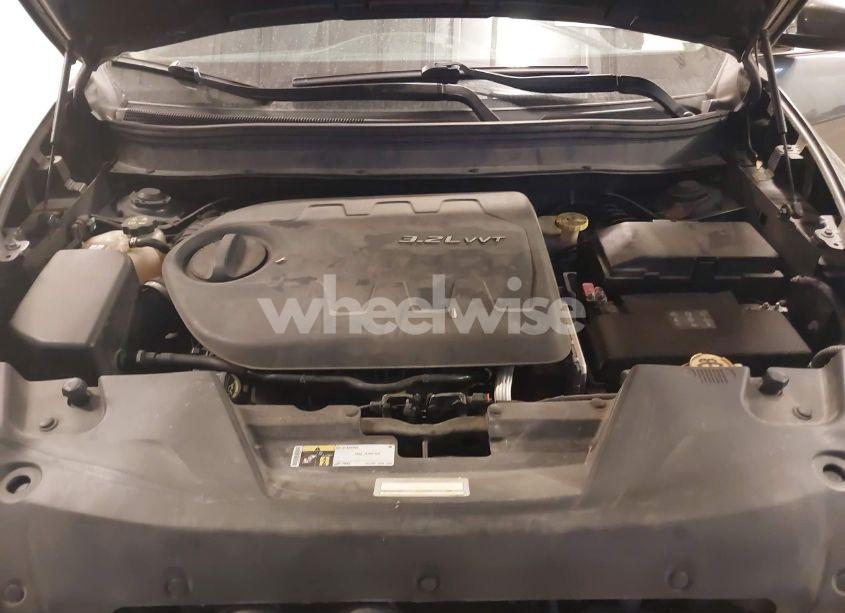 Photo 10 of 2014 Jeep Cherokee LIMITED (VIN 1C4PJMDS7EW278347)