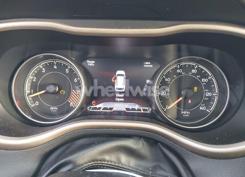 Photo 7 of 2015 Jeep Cherokee LIMITED (VIN 1C4PJMDS7FW522404)