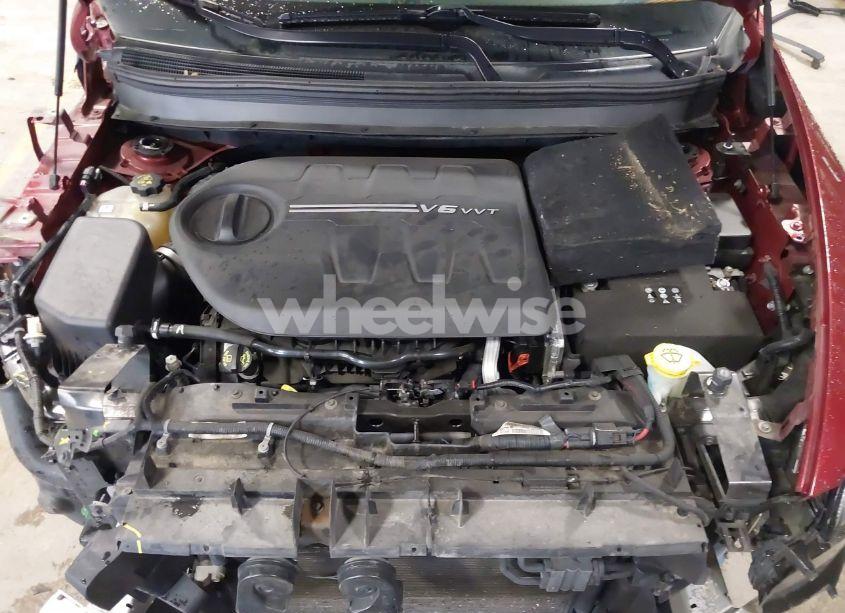 Photo 10 of 2015 Jeep Cherokee LIMITED (VIN 1C4PJMDS7FW550302)