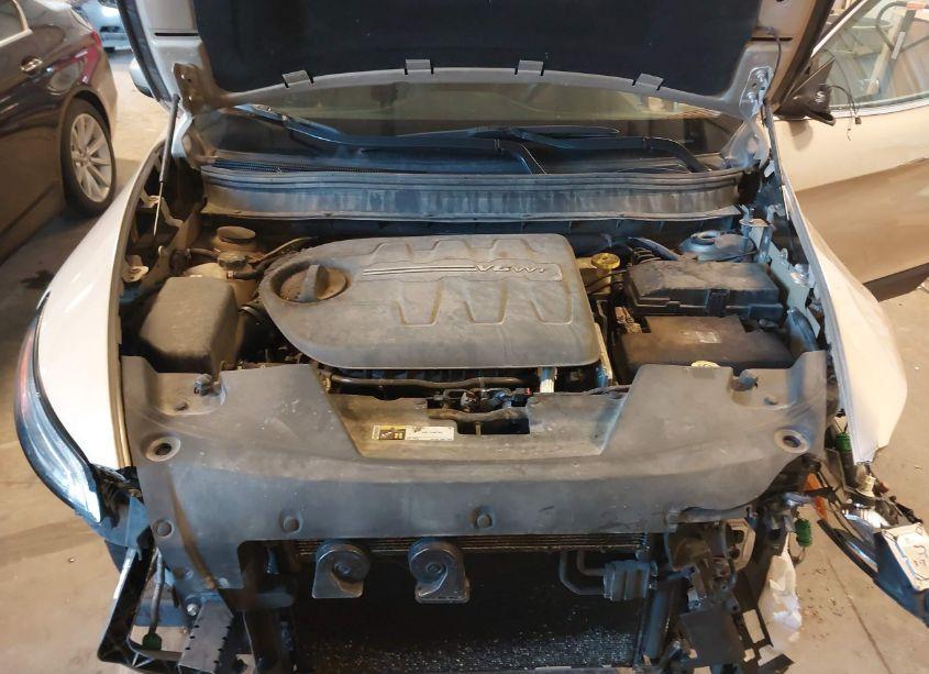 Photo 10 of 2015 Jeep Cherokee LIMITED (VIN 1C4PJMDS7FW682315)