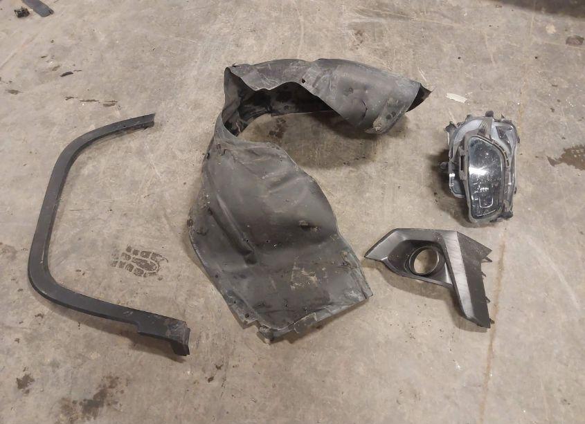 Photo 11 of 2015 Jeep Cherokee LIMITED (VIN 1C4PJMDS7FW682315)