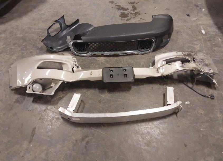 Photo 17 of 2015 Jeep Cherokee LIMITED (VIN 1C4PJMDS7FW682315)