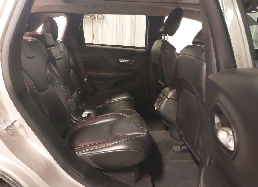 Photo 8 of 2015 Jeep Cherokee LIMITED (VIN 1C4PJMDS7FW682315)