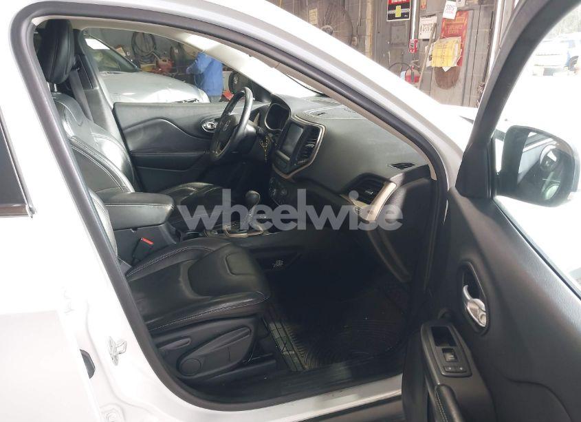 Photo 5 of 2015 Jeep Cherokee LIMITED (VIN 1C4PJMDS7FW698420)