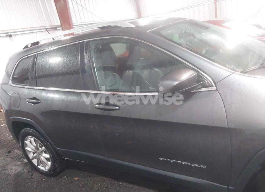 Photo 13 of 2015 Jeep Cherokee LIMITED (VIN 1C4PJMDS7FW698885)