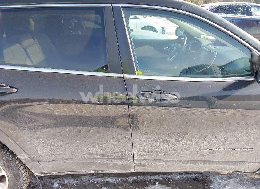 Photo 13 of 2016 Jeep Cherokee LIMITED (VIN 1C4PJMDS7GW105382)