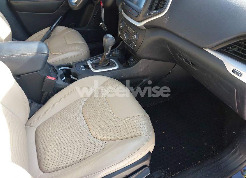 Photo 5 of 2016 Jeep Cherokee LIMITED (VIN 1C4PJMDS7GW105382)