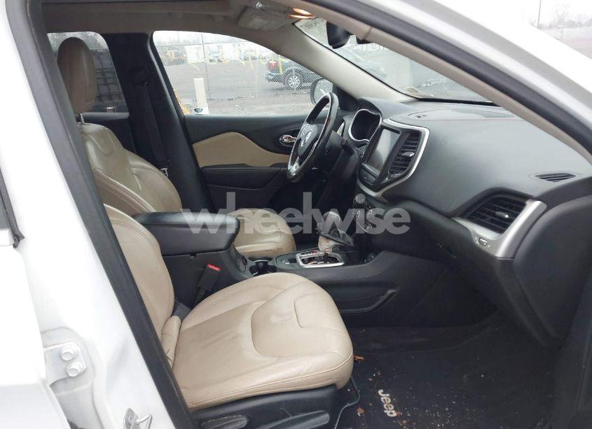 Photo 5 of 2016 Jeep Cherokee LIMITED (VIN 1C4PJMDS7GW203778)