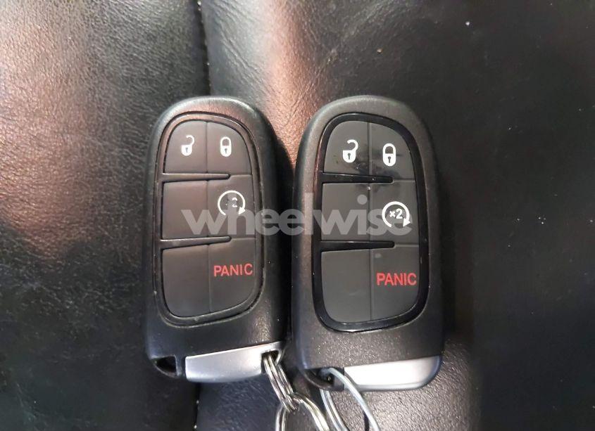 Photo 11 of 2016 Jeep Cherokee LIMITED (VIN 1C4PJMDS7GW250969)