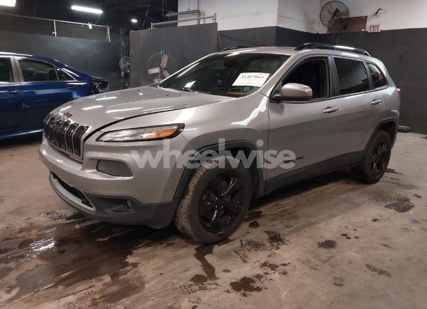 Photo 2 of 2016 Jeep Cherokee HIGH ALTITUDE (VIN 1C4PJMDS7GW317361)