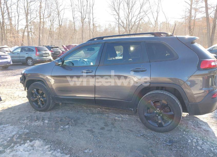 Photo 15 of 2017 Jeep Cherokee HIGH ALTITUDE 4X4 (VIN 1C4PJMDS7HW557169)