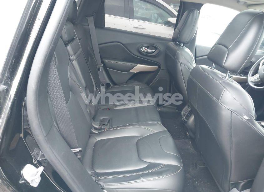 Photo 8 of 2017 Jeep Cherokee HIGH ALTITUDE 4X4 (VIN 1C4PJMDS7HW569502)