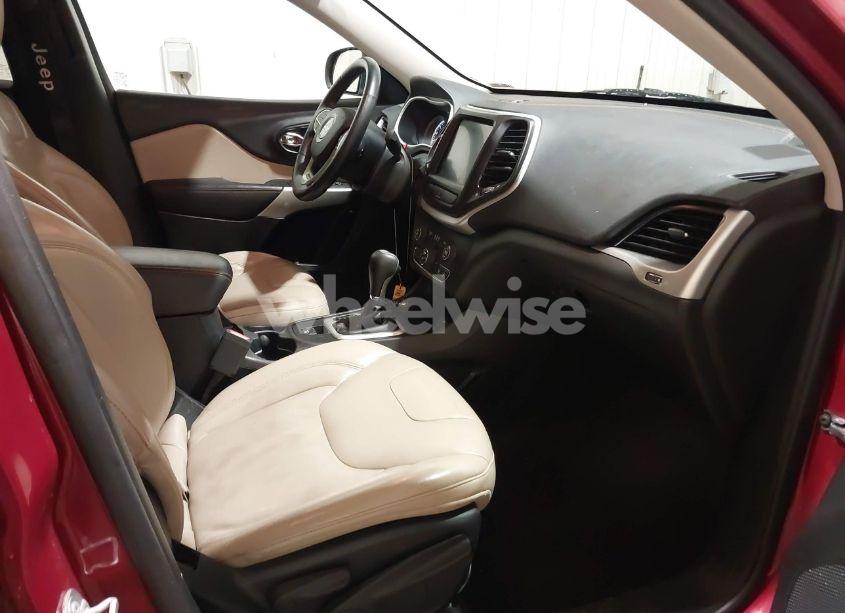 Photo 5 of 2017 Jeep Cherokee LIMITED 4X4 (VIN 1C4PJMDS7HW660446)