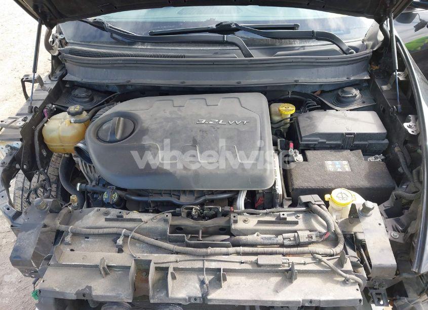 Photo 10 of 2014 Jeep Cherokee LIMITED (VIN 1C4PJMDS8EW129252)