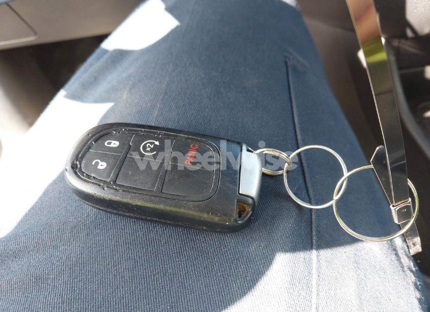 Photo 11 of 2014 Jeep Cherokee LIMITED (VIN 1C4PJMDS8EW129252)