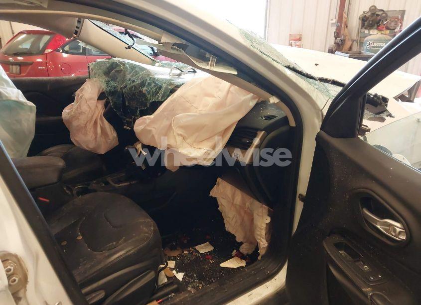 Photo 5 of 2014 Jeep Cherokee LIMITED (VIN 1C4PJMDS8EW133852)