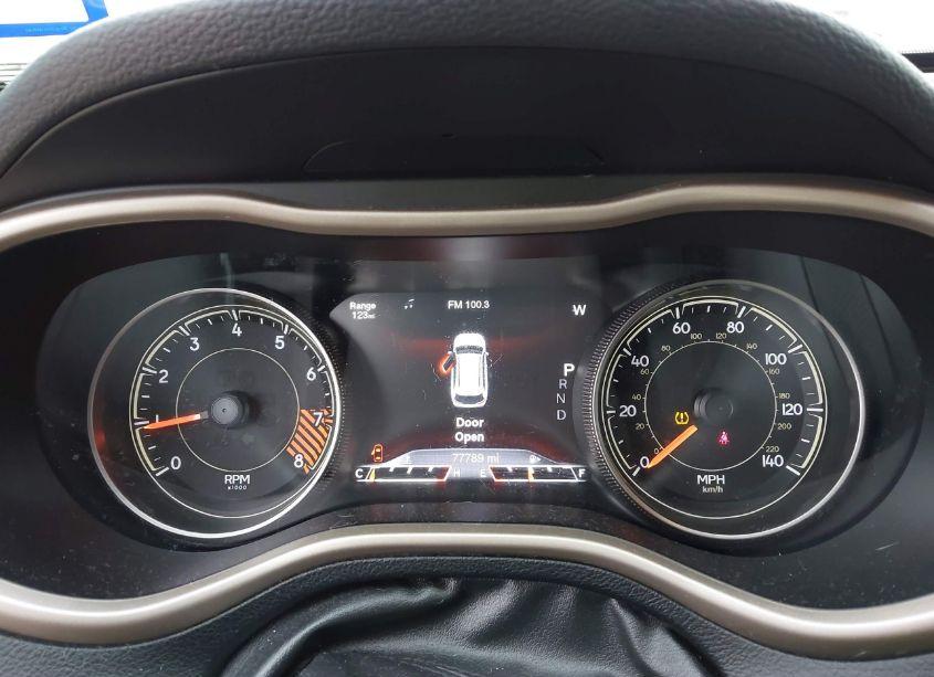 Photo 7 of 2015 Jeep Cherokee LIMITED (VIN 1C4PJMDS8FW523321)