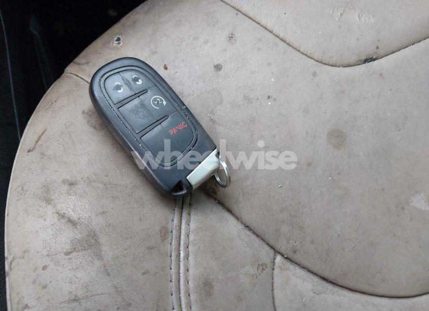 Photo 11 of 2015 Jeep Cherokee LIMITED (VIN 1C4PJMDS8FW534044)