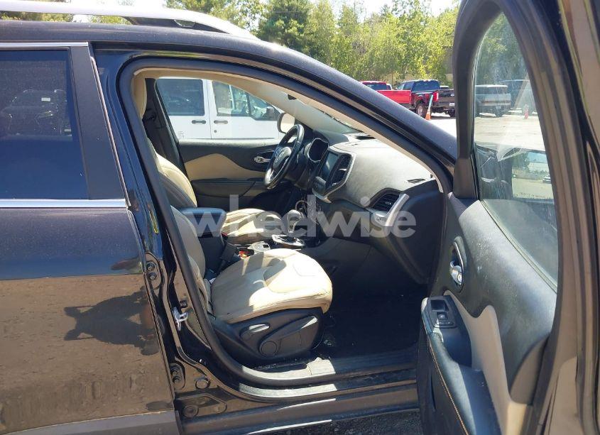 Photo 5 of 2015 Jeep Cherokee LIMITED (VIN 1C4PJMDS8FW624102)