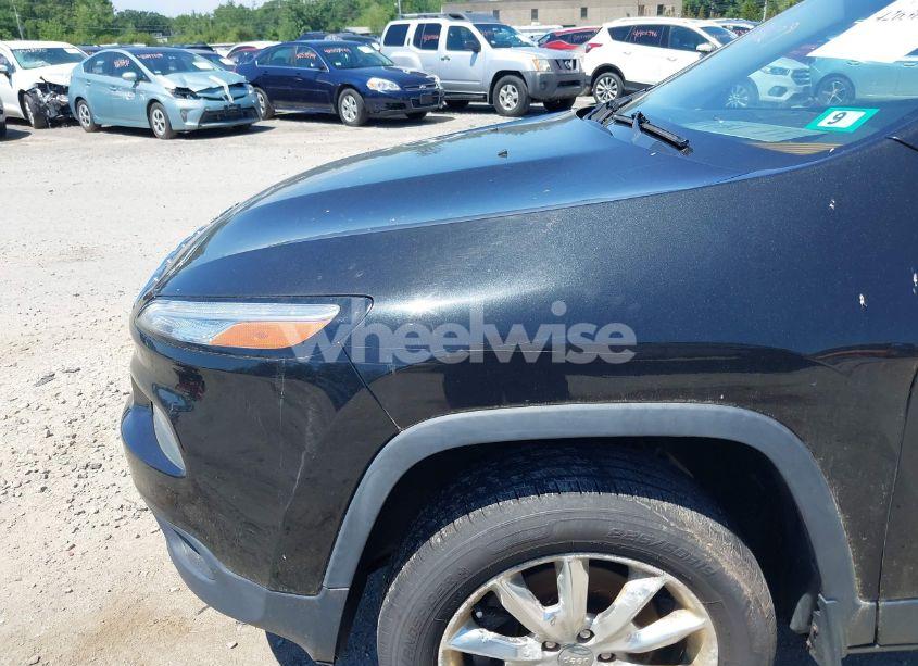 Photo 6 of 2015 Jeep Cherokee LIMITED (VIN 1C4PJMDS8FW624102)