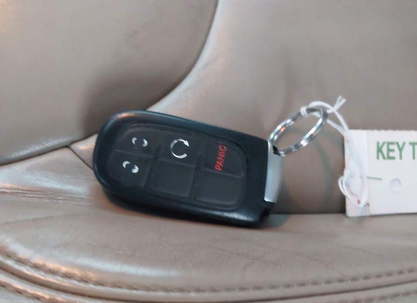 Photo 11 of 2016 Jeep Cherokee LIMITED (VIN 1C4PJMDS8GW131621)