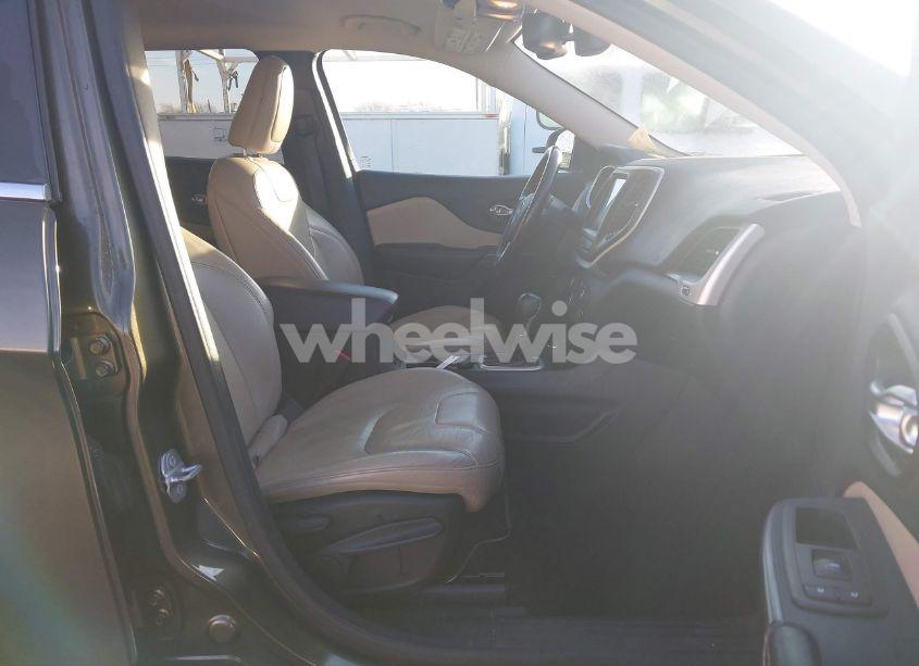 Photo 5 of 2016 Jeep Cherokee LIMITED (VIN 1C4PJMDS8GW155126)