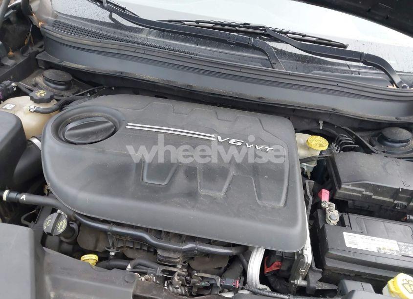Photo 10 of 2016 Jeep Cherokee LIMITED (VIN 1C4PJMDS8GW277968)