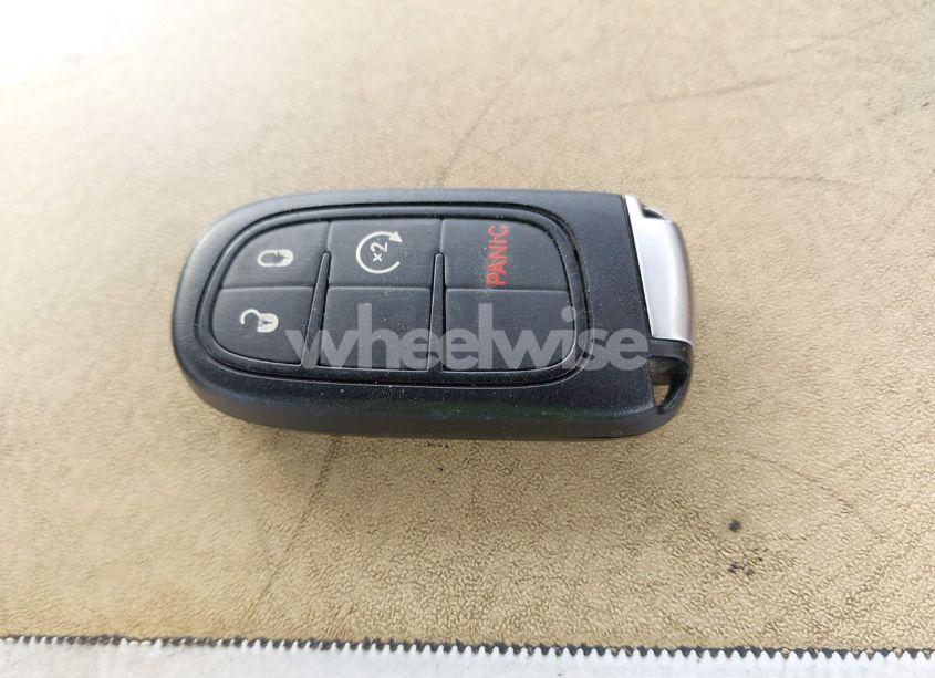 Photo 11 of 2017 Jeep Cherokee LIMITED 4X4 (VIN 1C4PJMDS8HW614334)