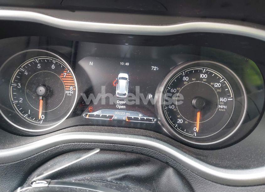 Photo 7 of 2017 Jeep Cherokee LIMITED 4X4 (VIN 1C4PJMDS8HW614334)