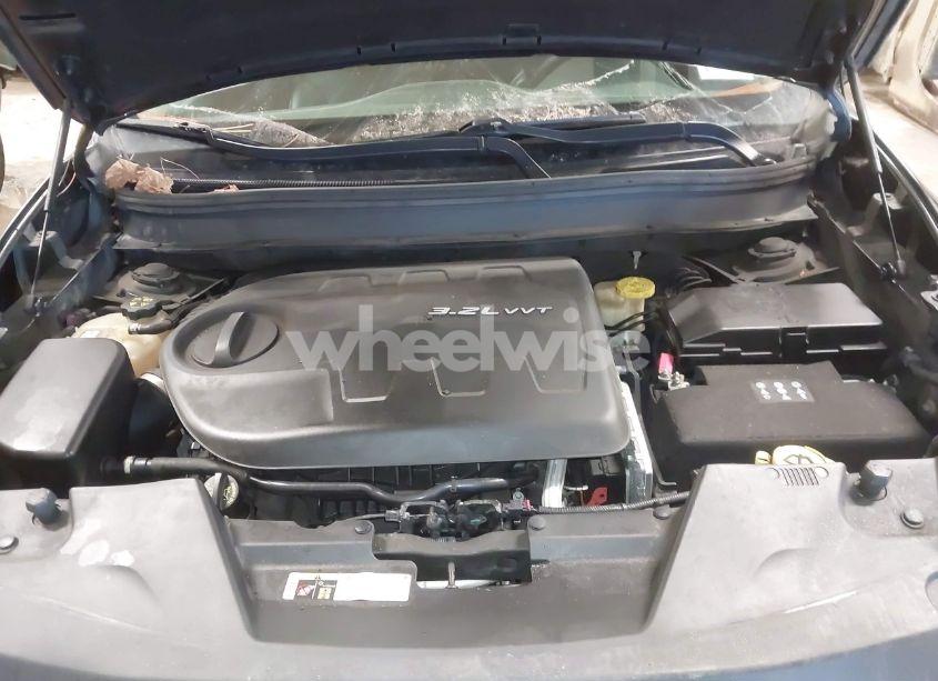 Photo 10 of 2014 Jeep Cherokee LIMITED (VIN 1C4PJMDS9EW218778)