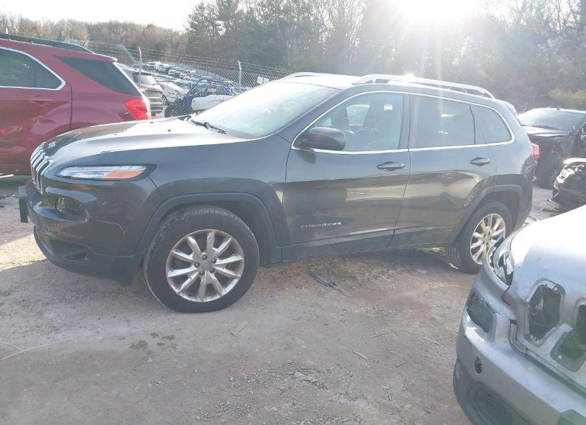 Photo 2 of 2015 Jeep Cherokee LIMITED (VIN 1C4PJMDS9FW526440)