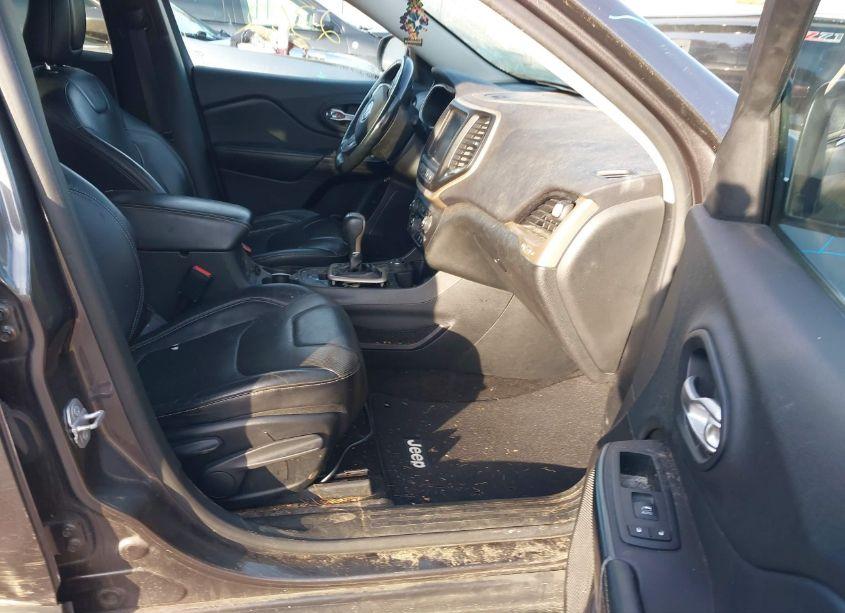 Photo 5 of 2015 Jeep Cherokee LIMITED (VIN 1C4PJMDS9FW526440)