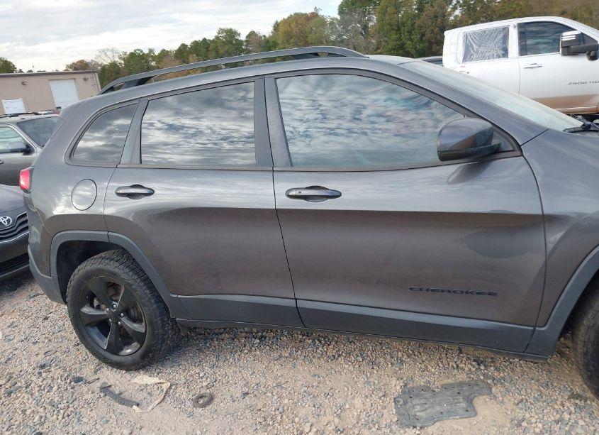 Photo 13 of 2017 Jeep Cherokee HIGH ALTITUDE 4X4 (VIN 1C4PJMDS9HW505459)