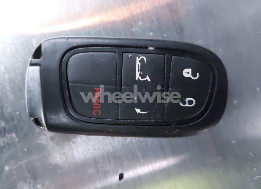 Photo 11 of 2014 Jeep Cherokee LIMITED (VIN 1C4PJMDSXEW246086)