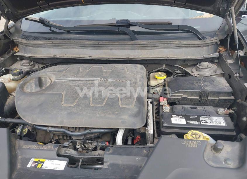 Photo 10 of 2014 Jeep Cherokee LIMITED (VIN 1C4PJMDSXEW294199)